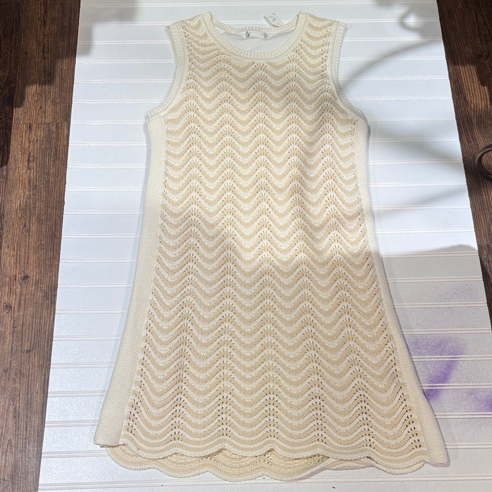 Evereve Cream Wave Pattern Midi Dress - Picture 6 of 6